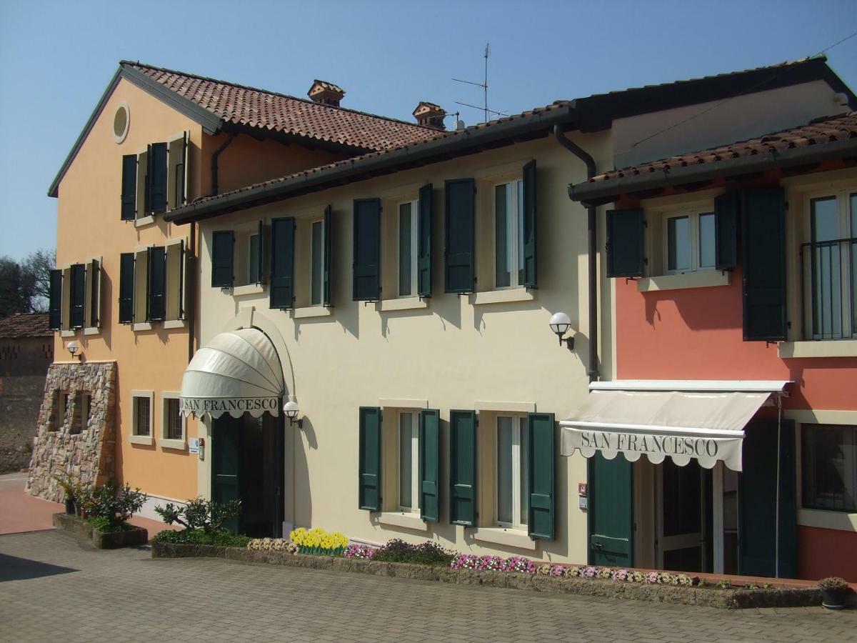 Agriturismo San Francesco Валеджо сул Минчио Екстериор снимка